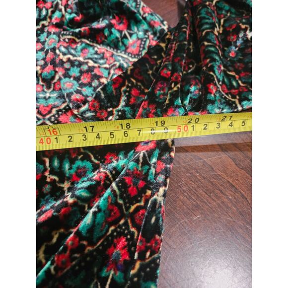 Loft Velvet Christmas Holiday Floral Holly Shift Dress Sz 10 Red Green Gold LS - Picture 5 of 6